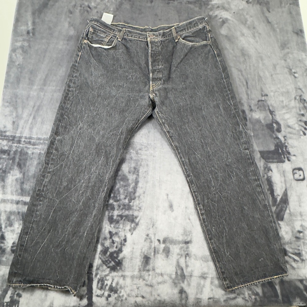 Levi's 501 Original Fit Jeans Mens 44x32 Black Faded Denim Button Fly 11501-0041